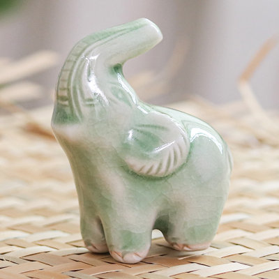 Challen Animals Figurines & Sculptures