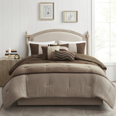 Édredon brun très grand - 7 pièces en faux suède avec des couleurs découpées pour coussin l 16 po x L 16 po