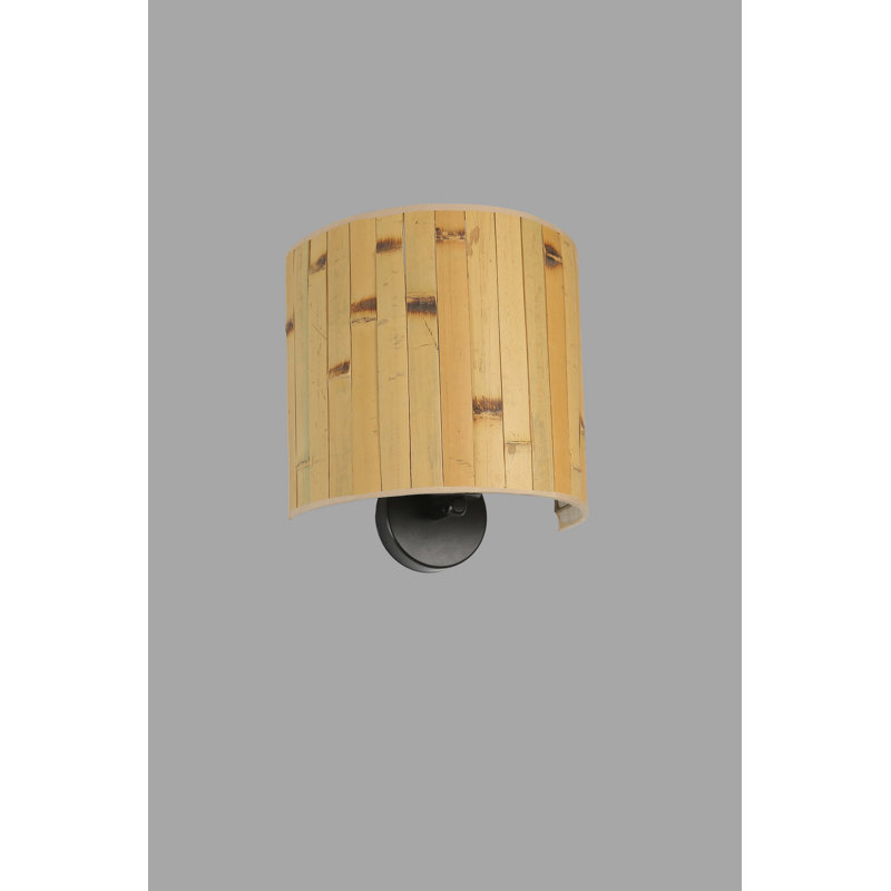 Yemina LED Wallchiere