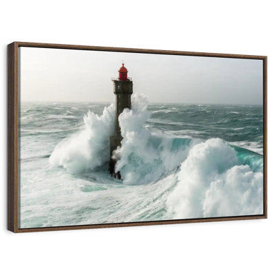 Phare dans une tempête