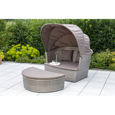 Gartenbett Ellenor mit Kissen