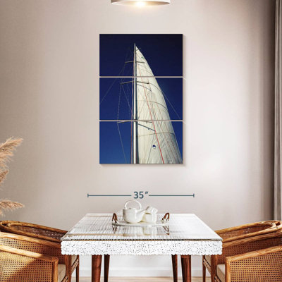 Voile blanche de bateau
