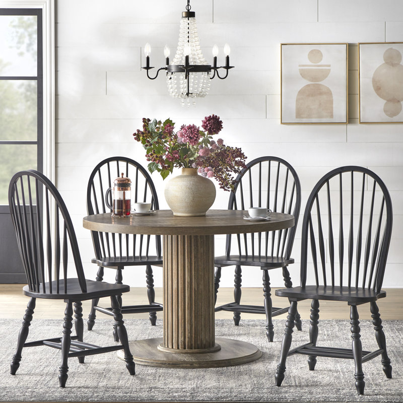 Currier Dining Set, 5 Pieces: Table, 4 Chairs