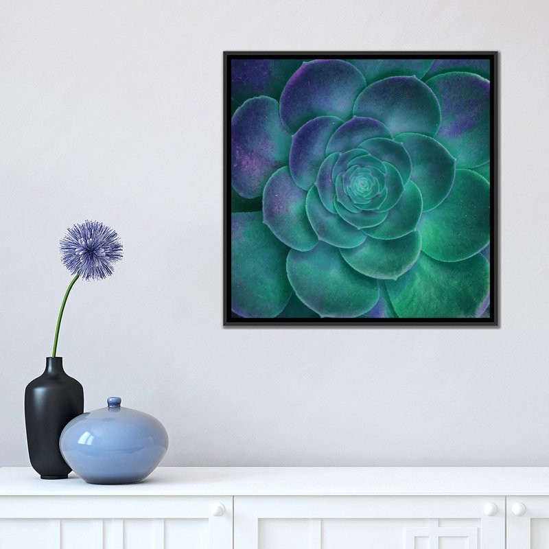 «Surréalisme II», impression sur toile, H 18 po x l 18 po x P 1,5 po, Toile avec cadre noir, Pas de tapis