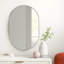 Miroir ovale en métal-579248744-588288157