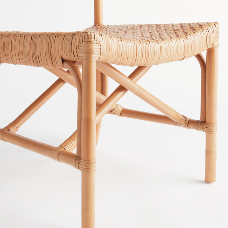 Chaise Granillo