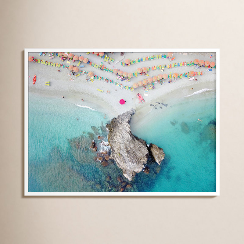 Monterosso 8 par Rachel Dowd - Reproduction de photo sur papier encadrée, Blanc, H 31 po x l 41 po