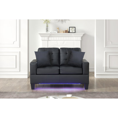 Canapé noir de 141 cm de large avec éclairage DEL, 2 places, coussins, hauteur d'assise 51 cm, profondeur 55 cm, largeur 110 cm, accoudoirs 67 cm, dossier 46 cm, pieds 14 cm, coussins décoratifs inclus, pièce moderne et élégante pour le salon.