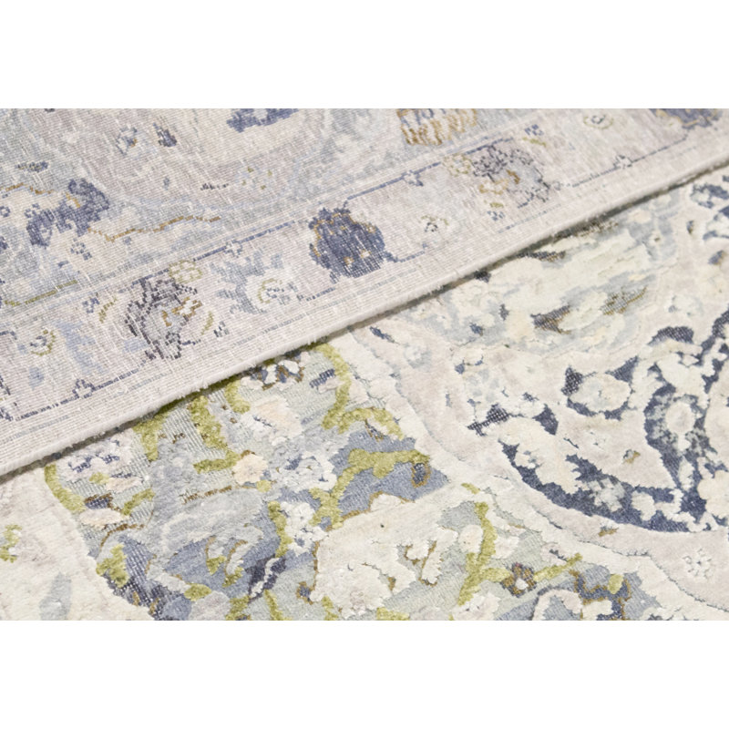 Hand-Knotted High-Quality Green Area Rug