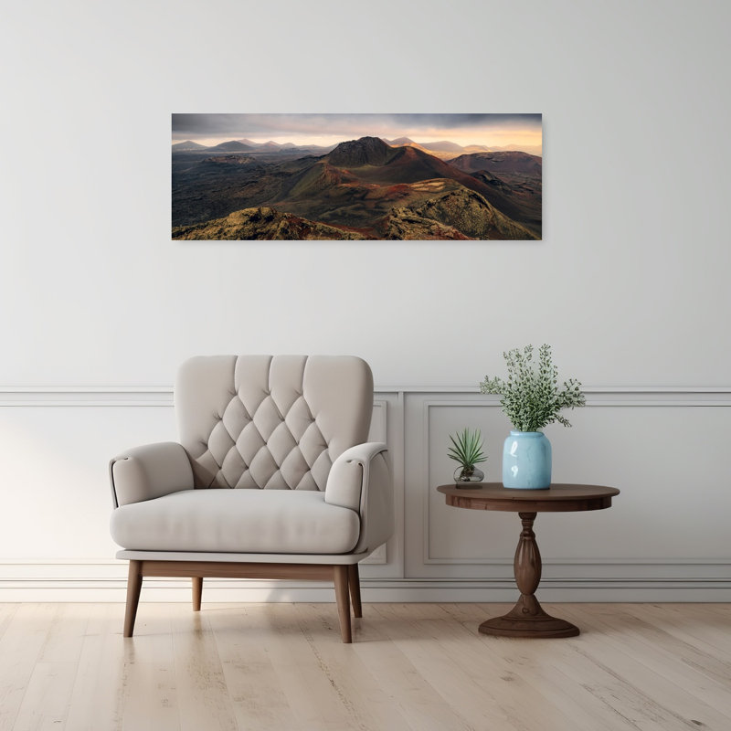 Volcanique, paysage abstrait contemporain, art mural, H 36 po x l 12 po