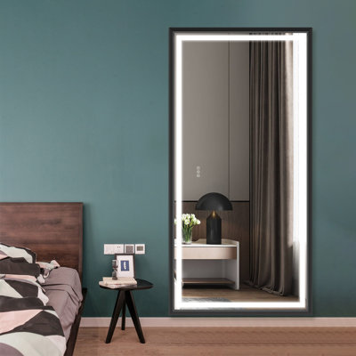 Lighted Wall Mirror