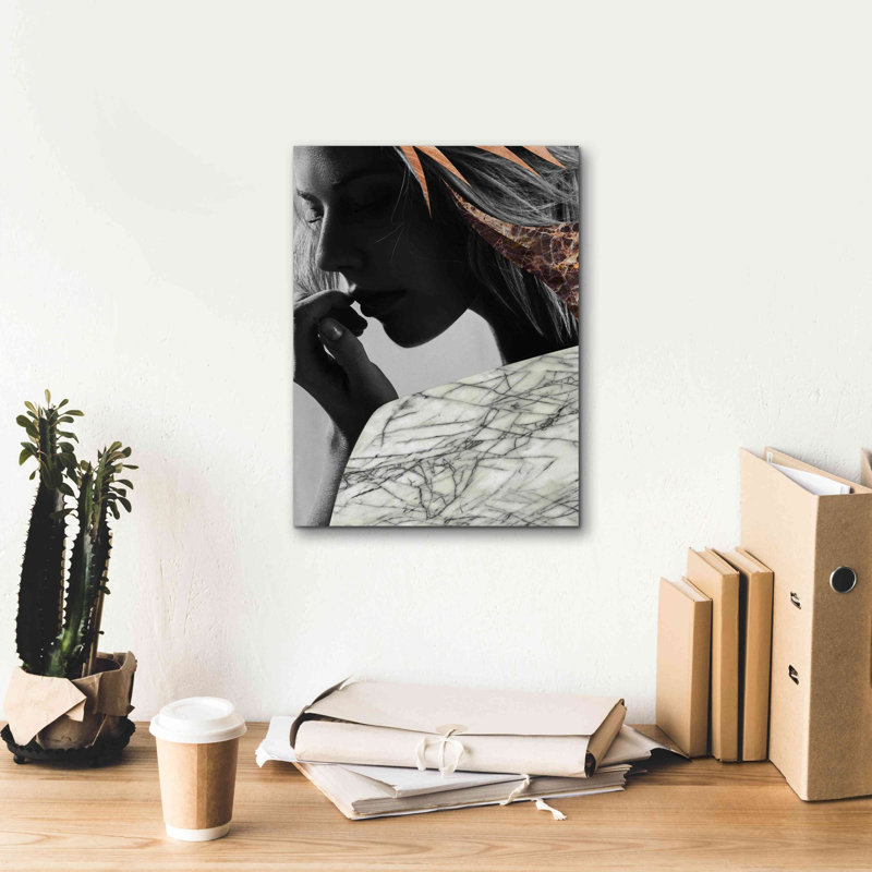 «Phase Two» par Design Fabrikken, estampe numérique sur toile, H 16 po x l 12 po x P 0,75 po