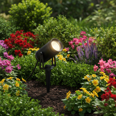 UltraBeam 6 Watt LED Black Round Garden Stake Light - 240 volt Input