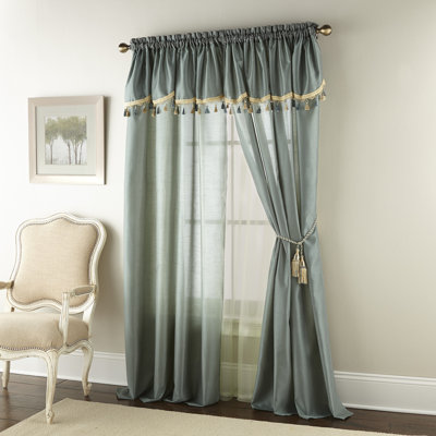 Delois Semi Sheer Curtain