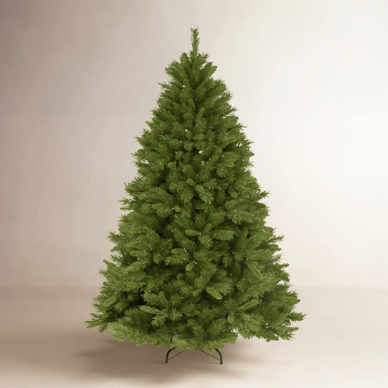 7.5' Winchester Pine Artificial Christmas Tree with 500 Clear Lights, 7.5' H