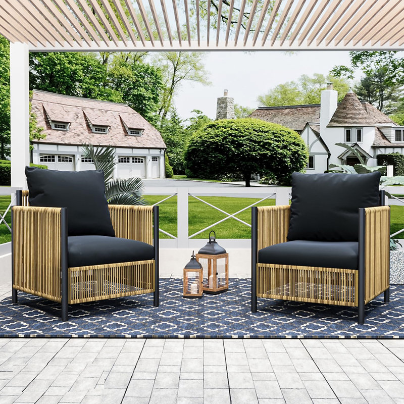 Cedarfields Metal Outdoor Lounge Chair