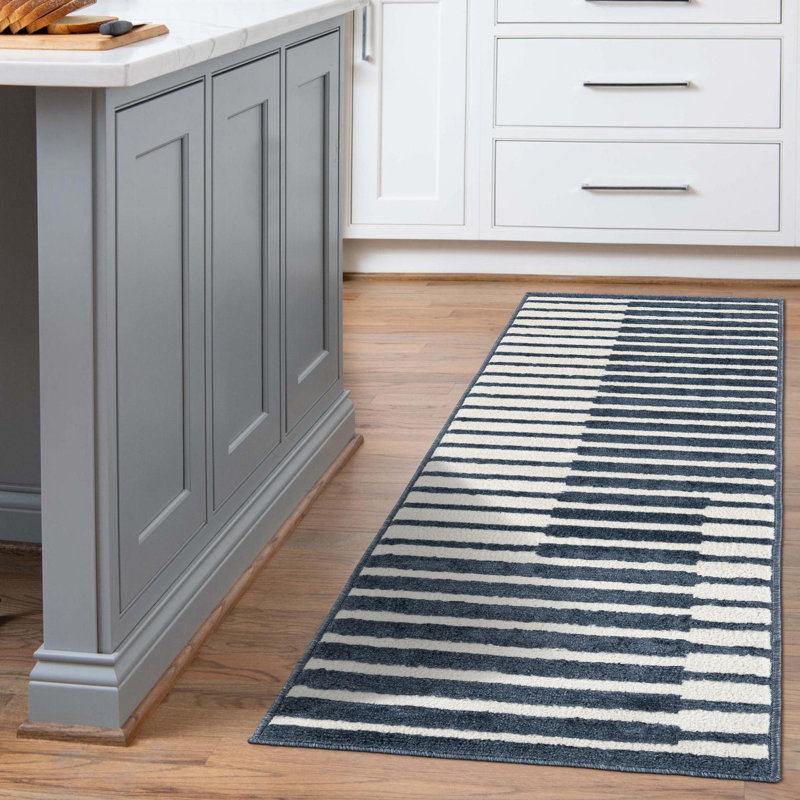 Tapis Ivy Bronx Namsen Nathanyl bleu, Tapis de couloir 2 pi 7 po x 12 pi