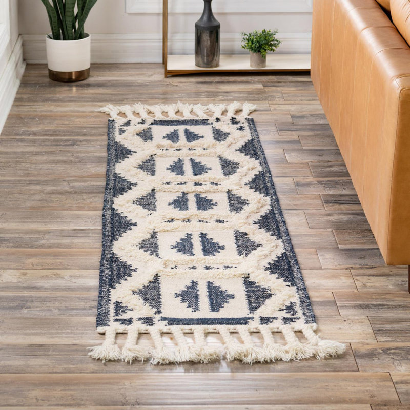 Tapis contemporain de couleur bleu foncé Annonciata, Tapis de couloir 2 pi 2 po x 5 pi 1 po
