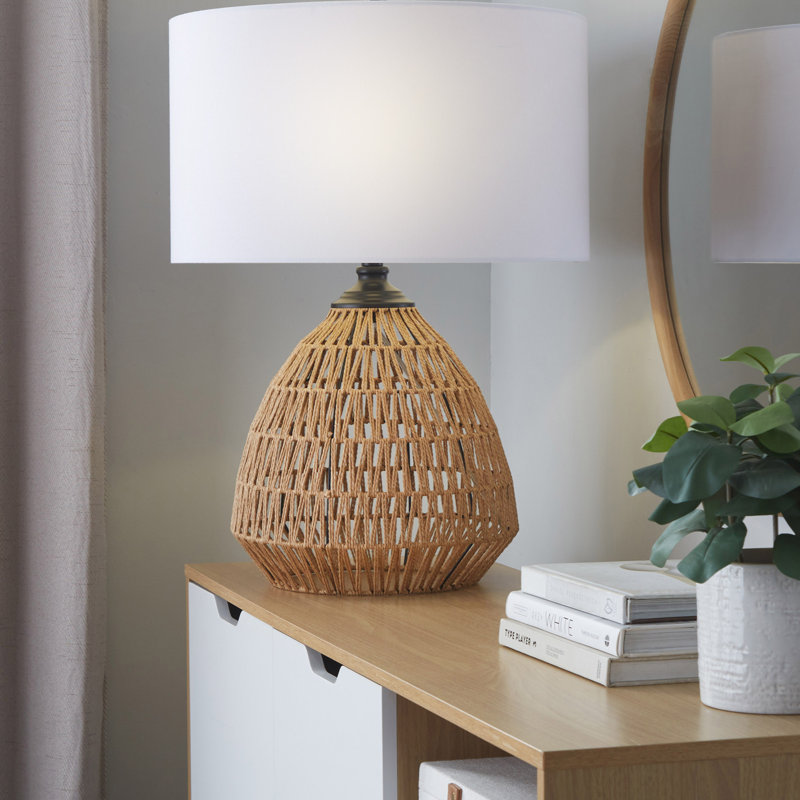 Lampe de table contemporaine en rotin