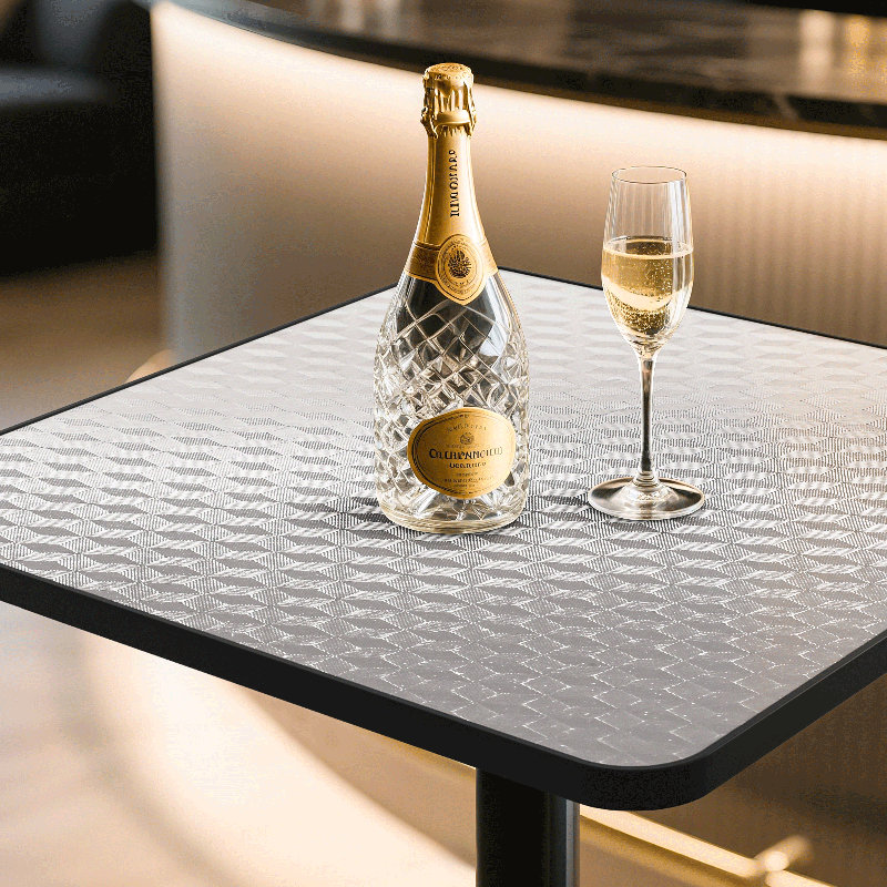 Table bistro Bistro, L 23,6 po x L 23,6 po, Blanc