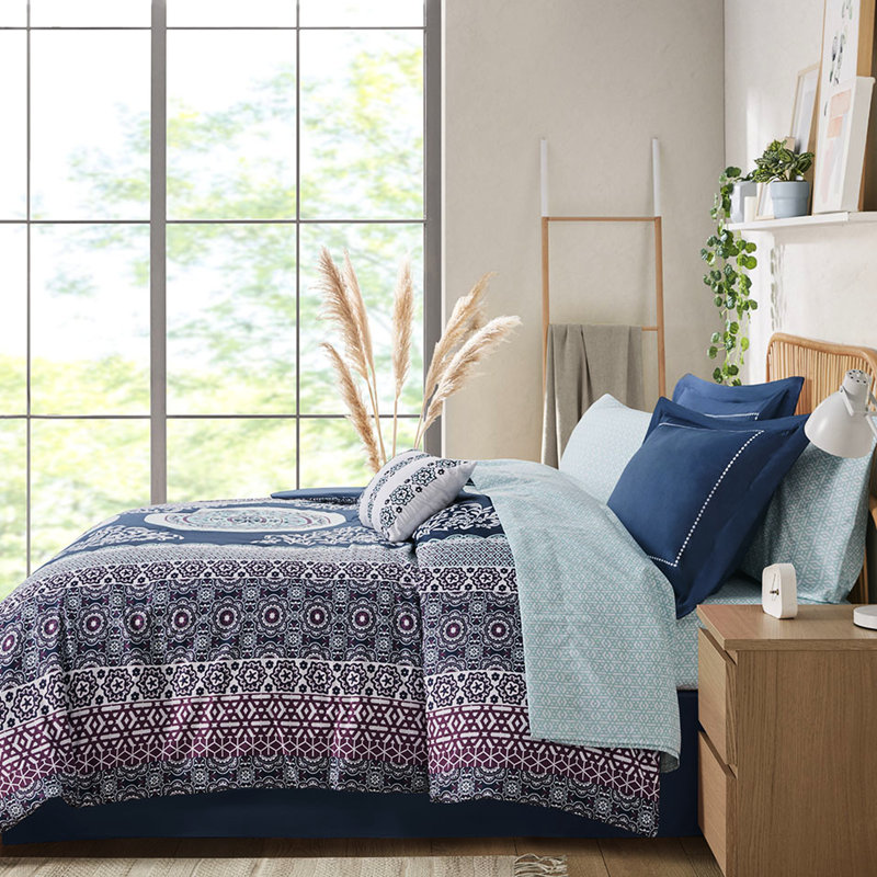 49ec35e62 Comforter