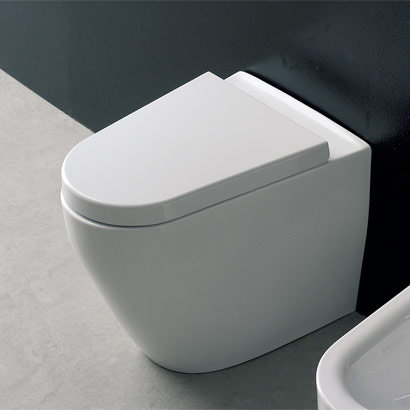 Cuvette de toilette allongée au sol 1,3 GPF Tizi (siège non inclus)