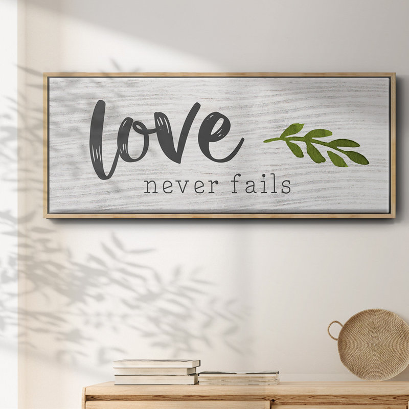 Love Love Fails - Toile encadrée, H 20 po x l 50 po