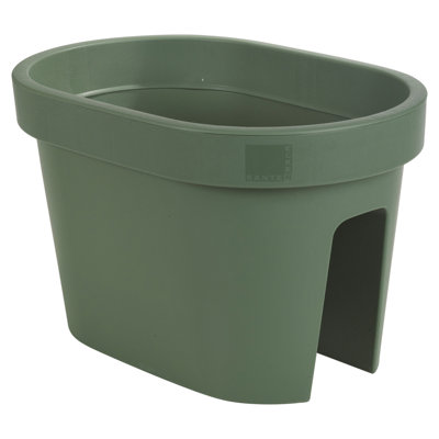 Arthalia Railing Planter