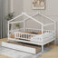 Lit maison en bois-13585238-21403696