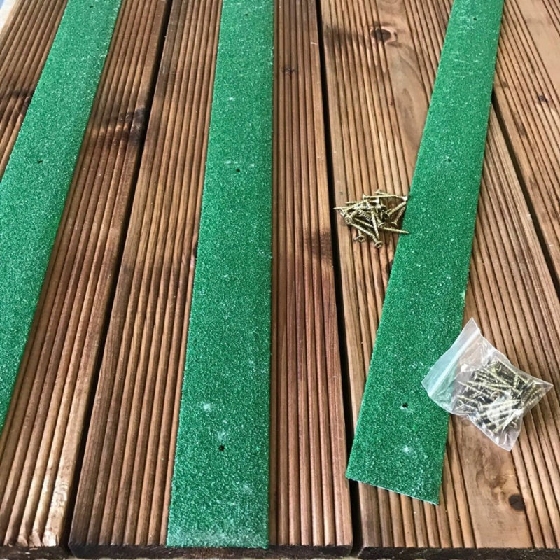 Lorilea Non Slip Decking Strips, 5cm x 60cm, Green