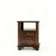 Table de chevet traditionnelle en bois avec compartiment ouvert, 2 tiroirs et poignées décoratives dorées, table d'appoint marron pour chambre à coucher