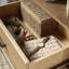 Table de chevet Country avec 1 tiroir et tablette ouverte, finition brune