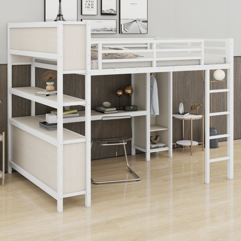 Lit mezzanine moderne en métal avec garde-robe, bureau en L, cubes de rangement et tablettes de rangement ouvertes