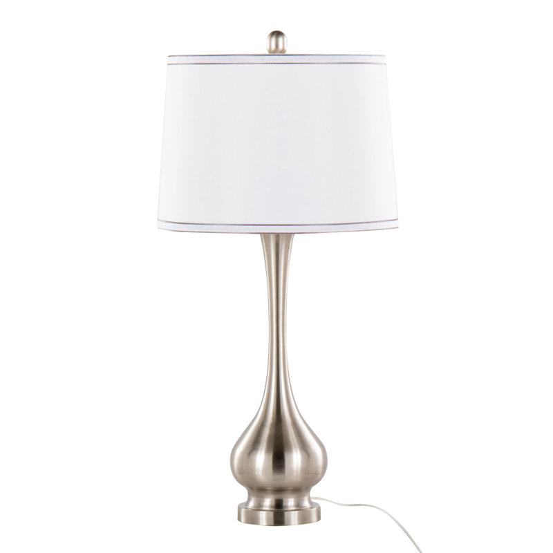 Lampe de table contemporaine en métal 28,75 po avec abat-jour argenté en nickel brossé et garniture argentée Cairo