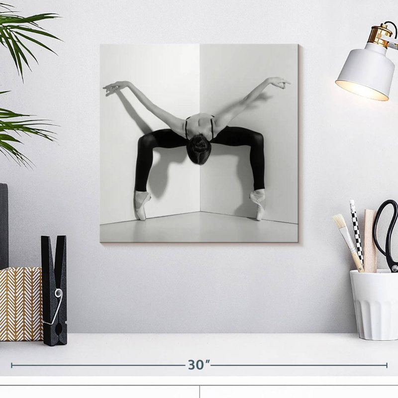 Enn Studio Dance, H 16 po x l 16 po