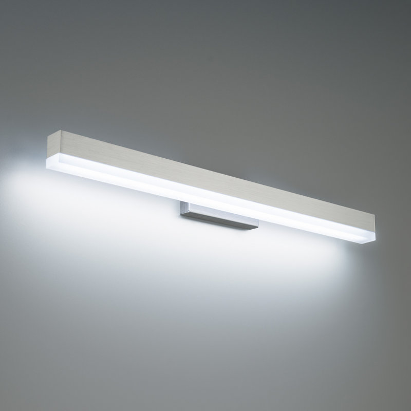 Dimmable LED Bath Bar, Brushed Aluminum