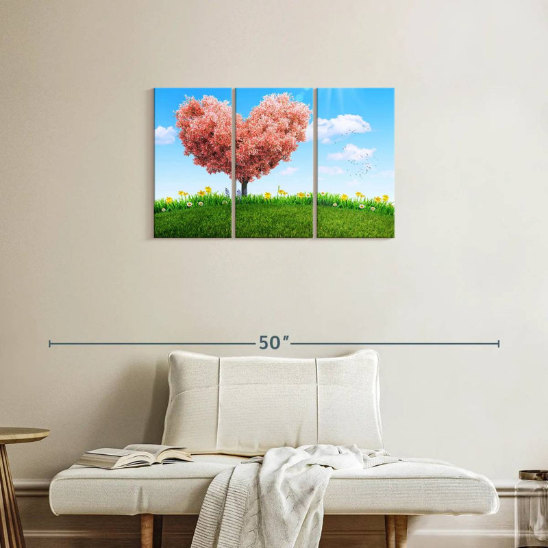 Hardie Spring Heart Tree, 20" H x 33" W