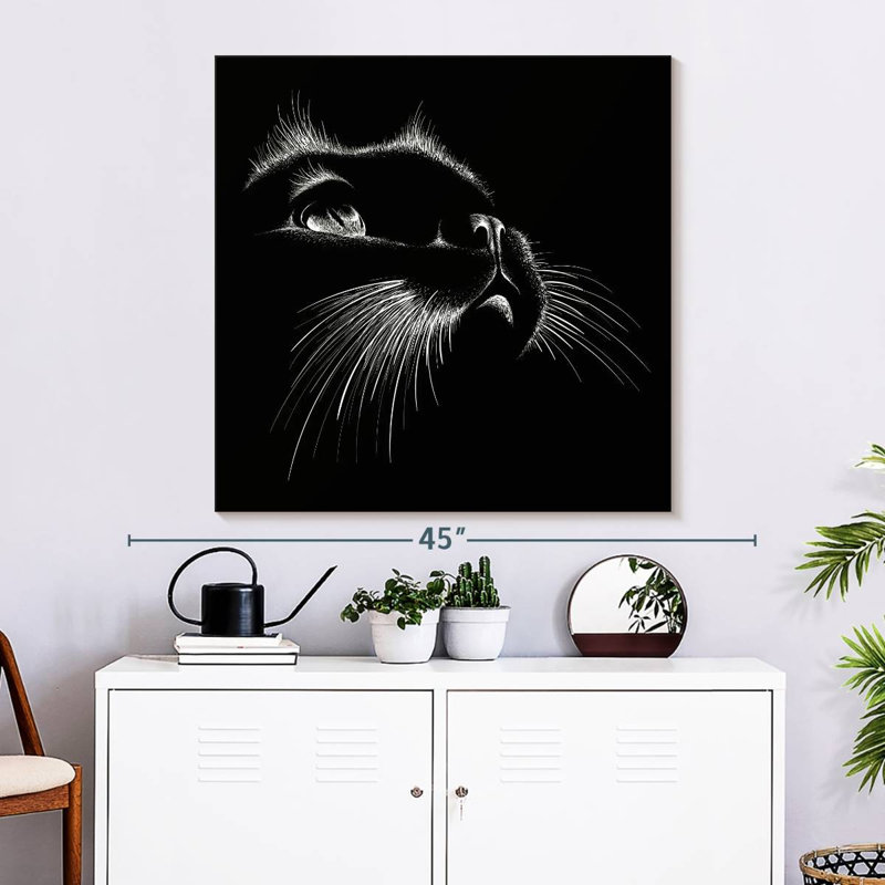 Black Cat Features, 33" H x 33" W