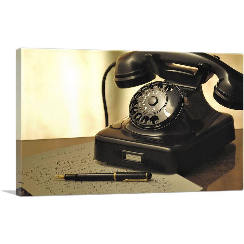 Vieux téléphone - reproduction de photo sur toile tendue, H 12 po x l 18 po x P 0,75 po