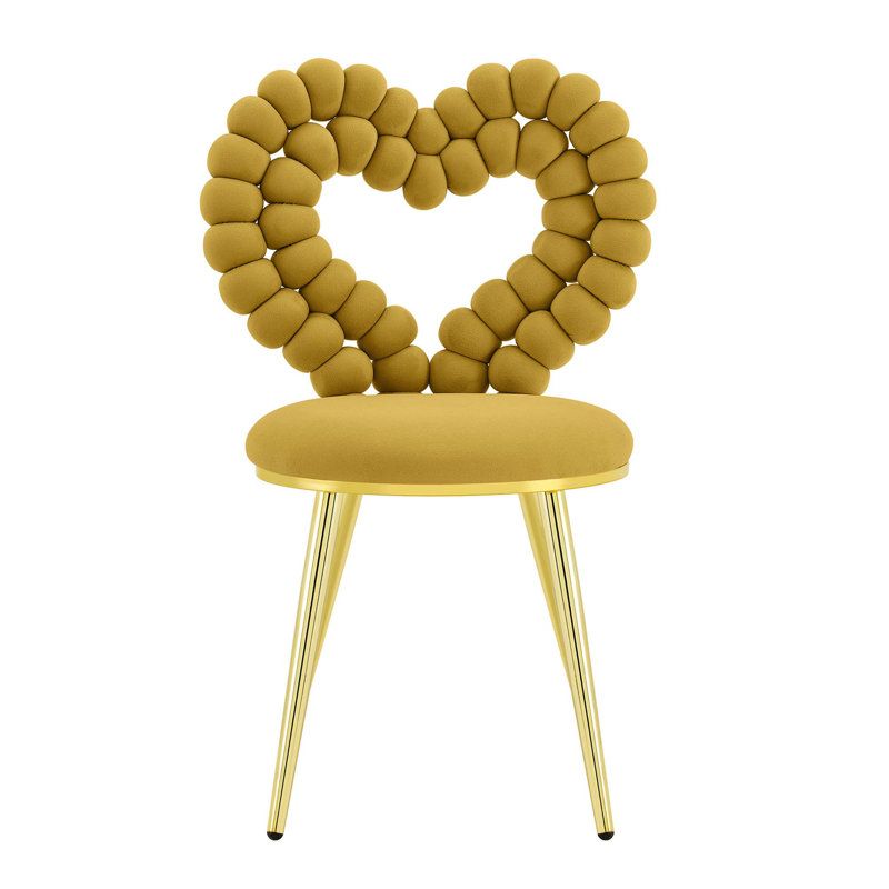 Fauteuil d'appoint en velours moelleux avec structure en métal doré Playful Heart