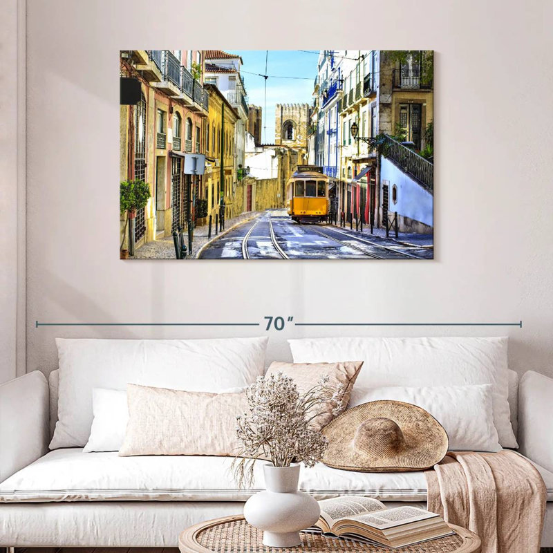 Rue Sireci à Lisbonne, H 30 po x l 45 po