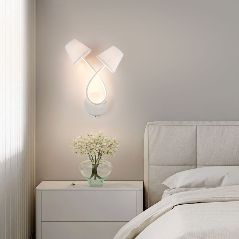 Bueford LED Wallchiere