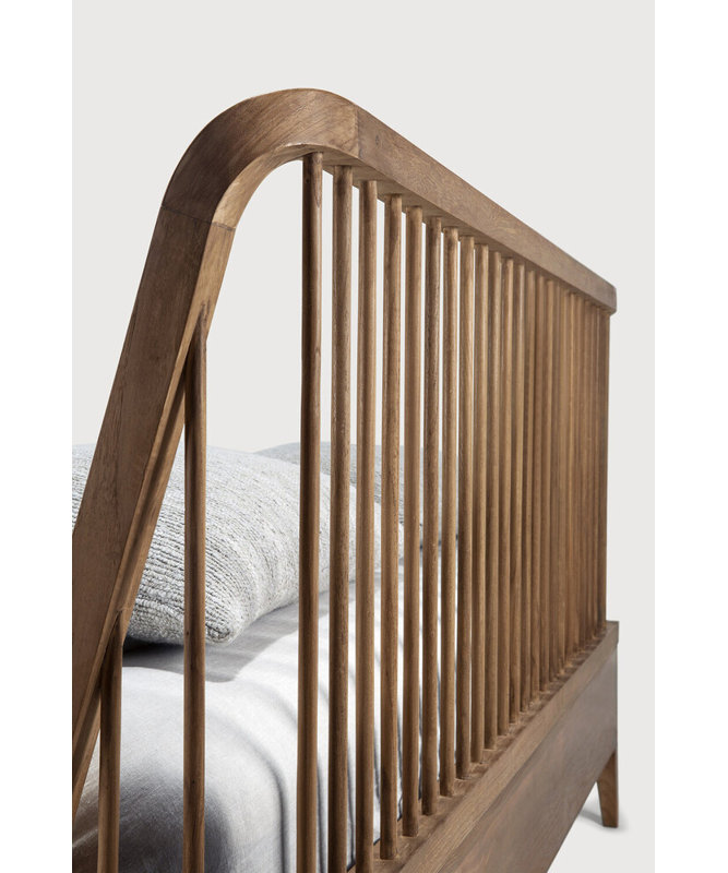 Spindle Solid Wood Spindle Bed, King