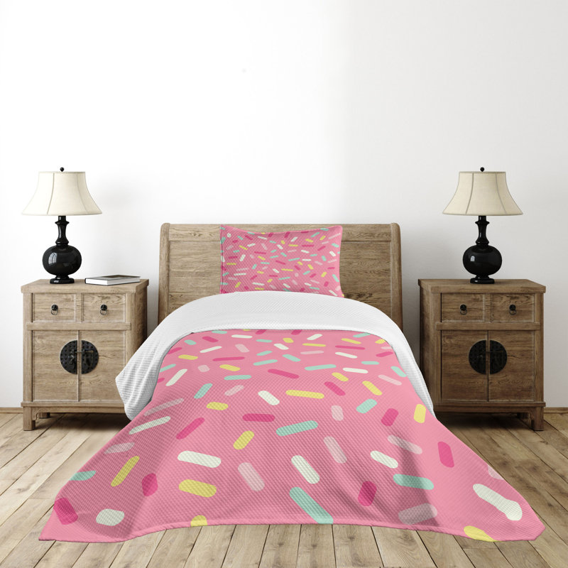 Twin White Quilted Kids Bedspread Set with Pillow Sham
