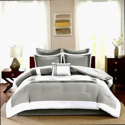 Trendy Gray Comforter Set - All Season Down Alternative Bedding with Matching Shams for Queen Size Bed - Modern Hotel Deluxe Design