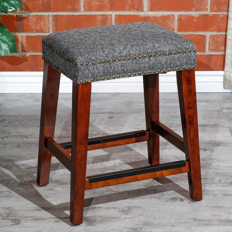 Chic tabouret de comptoir sans dossier de 24 po au design contemporain: fabriqué pour durer avec une structure en bois massif