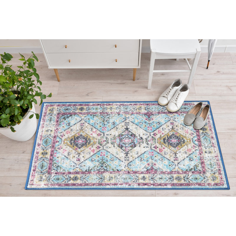 Tapis bleu lavable et antidérapant Lyanne, Rectangle 2 pi 2 po x 3 pi 3 po