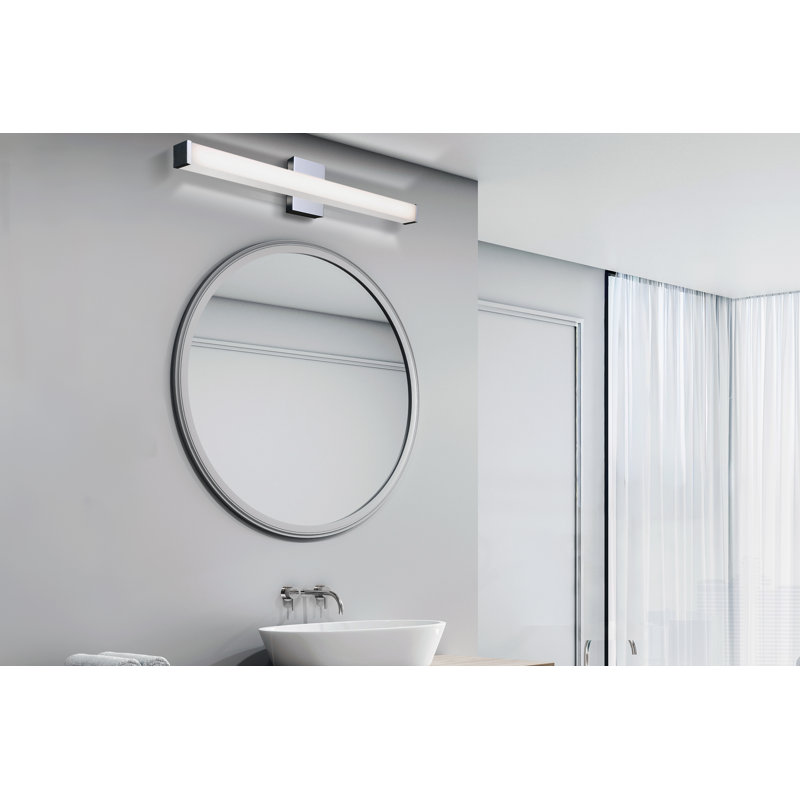 Éclairage pour meuble-lavabo à DEL Ronning, H 2 po x l 36 po x P 2 po, Chrome chrome