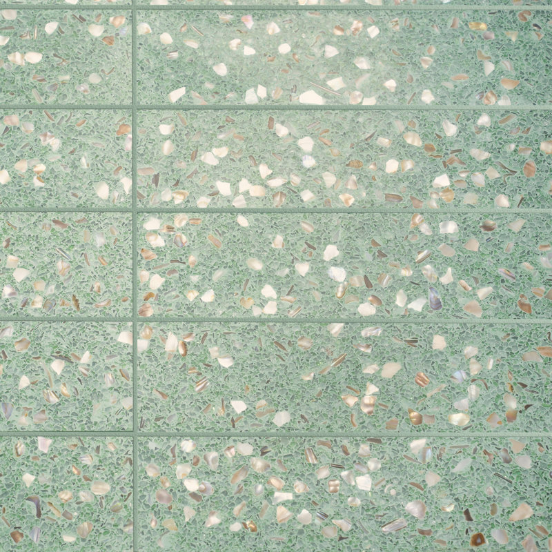 Amalfi 3 x 12 po vert menthe avec coquille brillante mouchetée de cuivre, carrelage de sol et de métro allongé Terrazzo (paquet de 5 pieds carrés / boîte de 20)