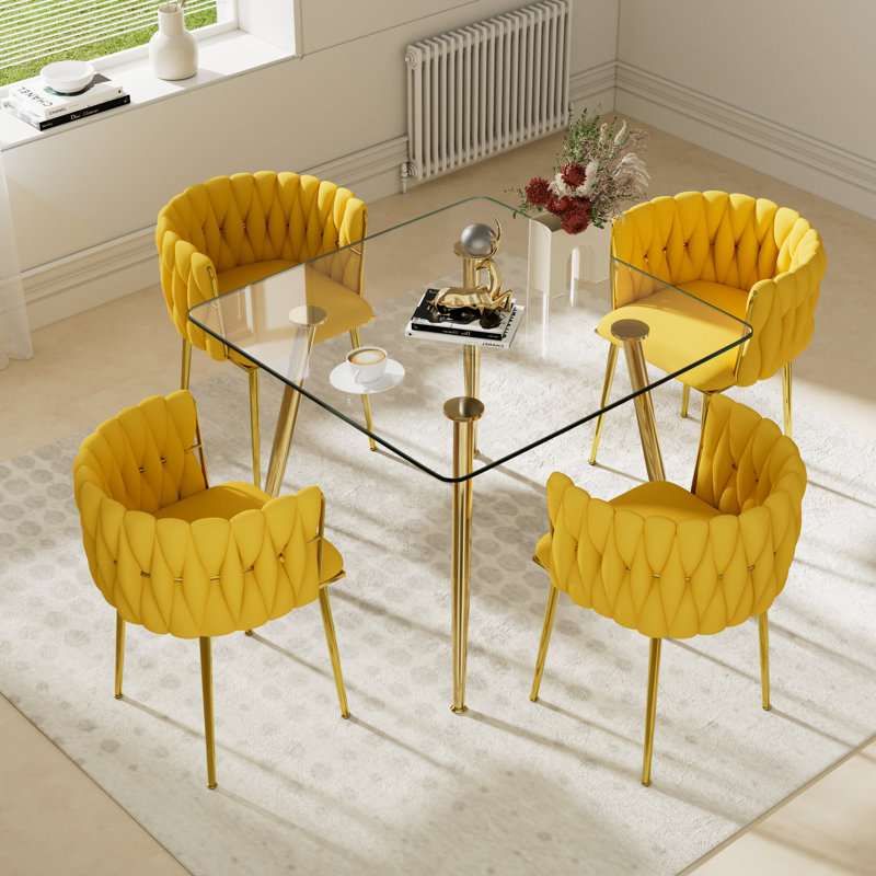 Ensemble de salle à manger à piédestal carré avec chaise tissée, Jaune